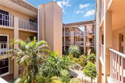 Condominio en alquiler en Sarasota, Florida, 1 dormitorio, 60.76 m2 № 1637819 - foto 8