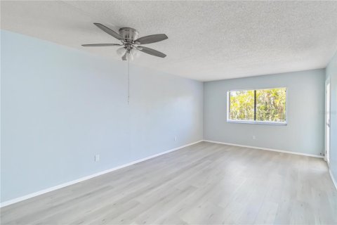 Condominio en alquiler en Sarasota, Florida, 1 dormitorio, 60.76 m2 № 1637819 - foto 14