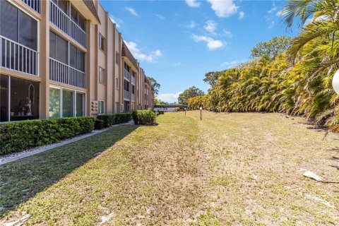 Condominio en alquiler en Sarasota, Florida, 1 dormitorio, 60.76 m2 № 1637819 - foto 29