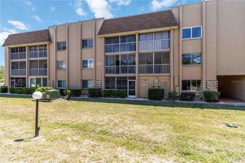 Condominio en alquiler en Sarasota, Florida, 1 dormitorio, 60.76 m2 № 1637819 - foto 27