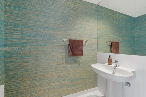 Купить кондоминиум в Майами, Флорида 2 спальни, 139.17м2, № 1955541 - фото 30