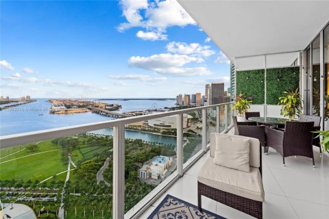 Купить кондоминиум в Майами, Флорида 2 спальни, 139.17м2, № 1955541 - фото 3