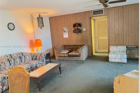 Condominio en venta en Miami, Florida, 1 dormitorio, 76.46 m2 № 1990627 - foto 8