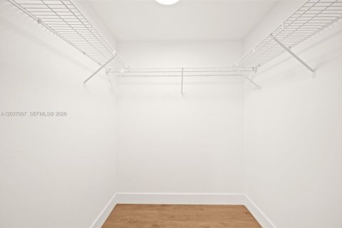 Copropriété à louer à North Miami, Floride: 3 chambres, 190.26 m2 № 2085744 - photo 29