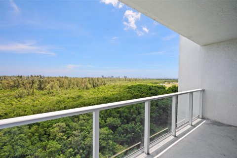 Copropriété à louer à North Miami, Floride: 3 chambres, 190.26 m2 № 2085744 - photo 10