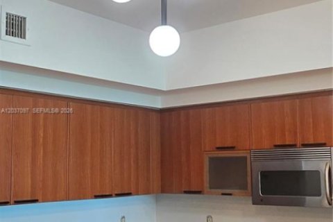 Copropriété à louer à North Miami, Floride: 3 chambres, 190.26 m2 № 2085744 - photo 19