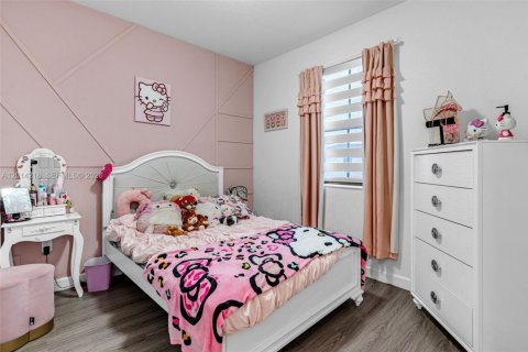 Townhouse in Miami, Florida 3 bedrooms, 133.87 sq.m. № 2076250 - photo 12