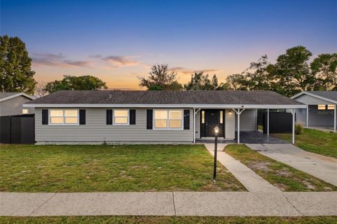 Casa en Spring Hill, Florida 2 dormitorios, 94.39 m2 № 2380768