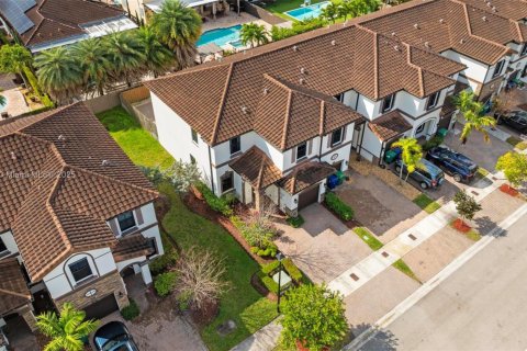 Adosado en alquiler en Hialeah, Florida, 3 dormitorios, 158.58 m2 № 1950977 - foto 9