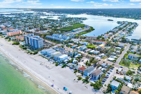 Touwnhouse à vendre à Indian Rocks Beach, Floride: 14 chambres, 796.64 m2 № 1846654 - photo 30