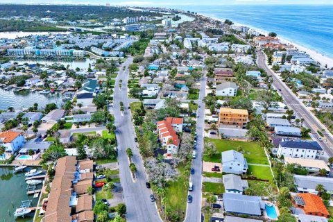 Touwnhouse à vendre à Indian Rocks Beach, Floride: 14 chambres, 796.64 m2 № 1846654 - photo 29