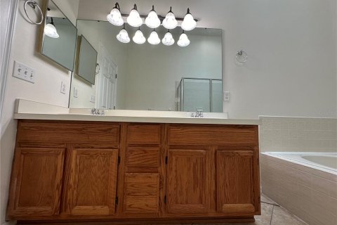 Villa ou maison à louer à Orlando, Floride: 3 chambres, 179.12 m2 № 2438601 - photo 14