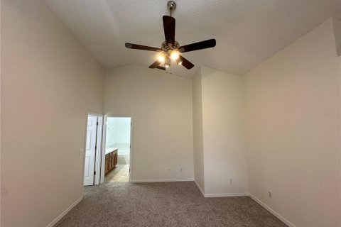 Villa ou maison à louer à Orlando, Floride: 3 chambres, 179.12 m2 № 2438601 - photo 17