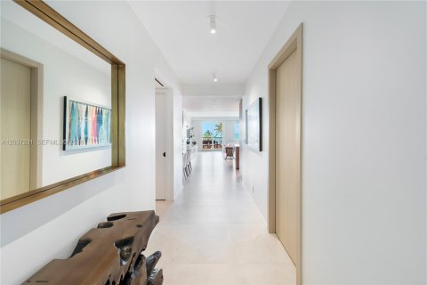 Copropriété à louer à Miami Beach, Floride: 3 chambres, 174.19 m2 № 2154091 - photo 11