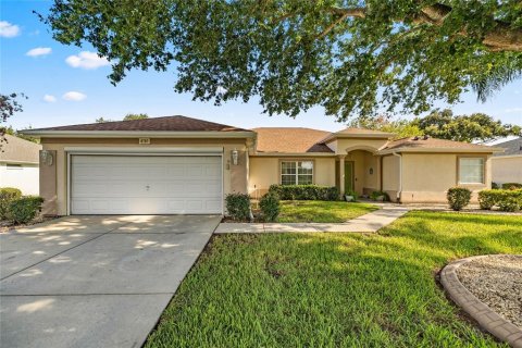 House in Summerfield, Florida 3 bedrooms, 188.5 sq.m. № 1894889 - photo 3