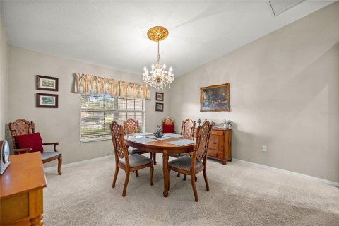 House in Summerfield, Florida 3 bedrooms, 188.5 sq.m. № 1894889 - photo 8