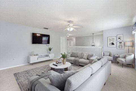House in Winter Garden, Florida 4 bedrooms, 264.03 sq.m. № 2304601 - photo 24