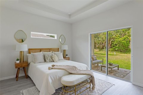 House in North Port, Florida 3 bedrooms, 139.91 sq.m. № 2196111 - photo 26