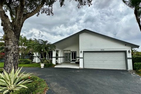 House in Miramar, Florida 3 bedrooms, 134.71 sq.m. № 2019739 - photo 24