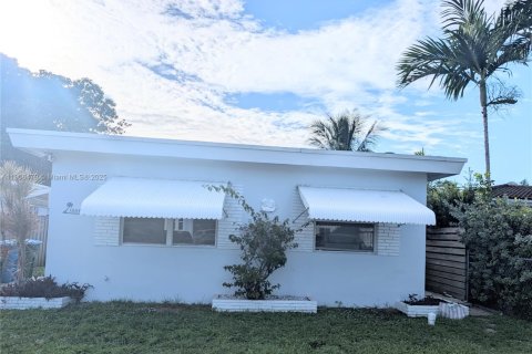 Casa en alquiler en Hollywood, Florida, 175.21 m2 № 1957185 - foto 10