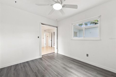 Villa ou maison à vendre à Saint Petersburg, Floride: 2 chambres, 130.25 m2 № 2345440 - photo 27