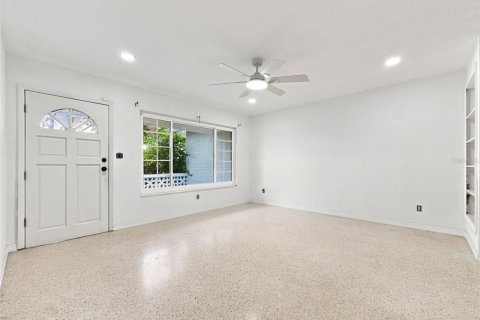 Villa ou maison à vendre à Saint Petersburg, Floride: 2 chambres, 130.25 m2 № 2345440 - photo 5