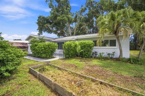 Villa ou maison à vendre à Saint Petersburg, Floride: 2 chambres, 130.25 m2 № 2345440 - photo 2