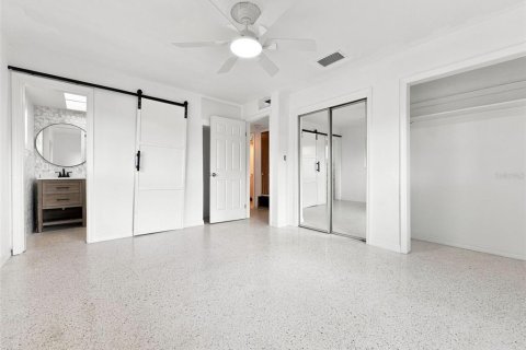 Villa ou maison à vendre à Saint Petersburg, Floride: 2 chambres, 130.25 m2 № 2345440 - photo 20
