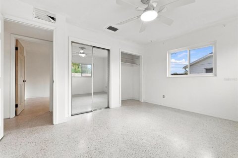 Villa ou maison à vendre à Saint Petersburg, Floride: 2 chambres, 130.25 m2 № 2345440 - photo 22