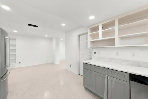 Villa ou maison à vendre à Saint Petersburg, Floride: 2 chambres, 130.25 m2 № 2345440 - photo 11