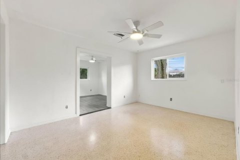Villa ou maison à vendre à Saint Petersburg, Floride: 2 chambres, 130.25 m2 № 2345440 - photo 26