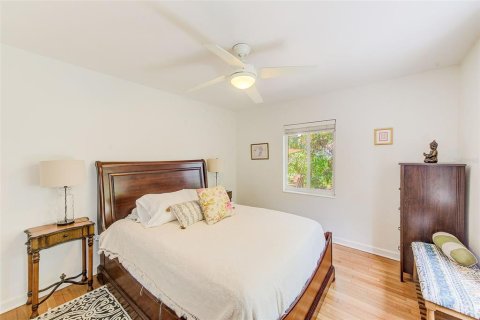 Casa en venta en Saint Petersburg, Florida, 4 dormitorios, 174.66 m2 № 1916612 - foto 20