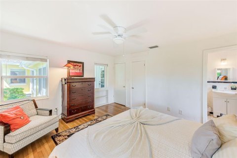 Casa en venta en Saint Petersburg, Florida, 4 dormitorios, 174.66 m2 № 1916612 - foto 23