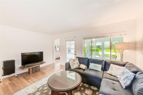 Casa en venta en Saint Petersburg, Florida, 4 dormitorios, 174.66 m2 № 1916612 - foto 12