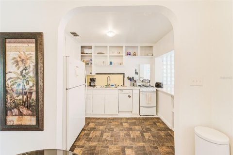 Casa en venta en Saint Petersburg, Florida, 4 dormitorios, 174.66 m2 № 1916612 - foto 15