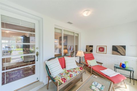 Casa en venta en Saint Petersburg, Florida, 4 dormitorios, 174.66 m2 № 1916612 - foto 26