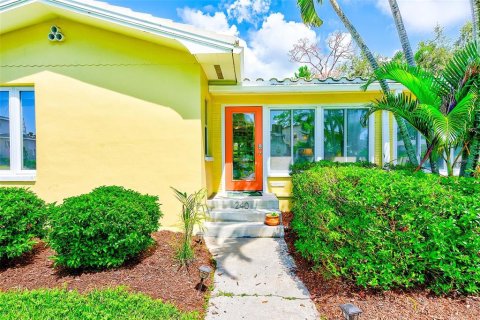 Casa en venta en Saint Petersburg, Florida, 4 dormitorios, 174.66 m2 № 1916612 - foto 27