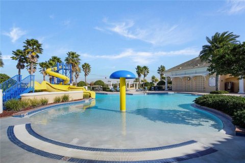 Villa ou maison à vendre à Davenport, Floride: 4 chambres, 270.44 m2 № 2359054 - photo 9