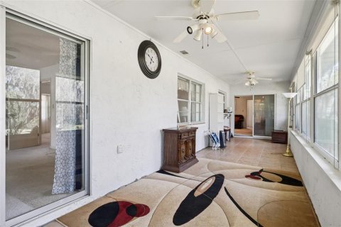 House in Haines City, Florida 2 bedrooms, 141.58 sq.m. № 2128700 - photo 22
