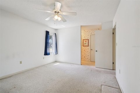 House in Haines City, Florida 2 bedrooms, 141.58 sq.m. № 2128700 - photo 13