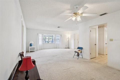 House in Haines City, Florida 2 bedrooms, 141.58 sq.m. № 2128700 - photo 4