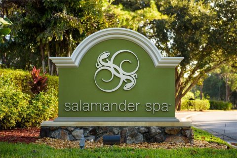 Condo in Palm Harbor, Florida, 1 bedroom  № 1780585 - photo 25
