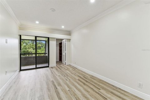 Condo in Palm Harbor, Florida, 1 bedroom  № 1780585 - photo 13