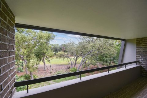 Condo in Palm Harbor, Florida, 1 bedroom  № 1780585 - photo 22