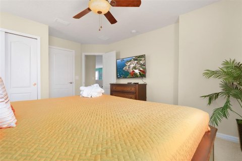 House in Kissimmee, Florida 7 bedrooms, 307.88 sq.m. № 2391357 - photo 28