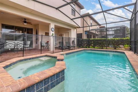 House in Kissimmee, Florida 7 bedrooms, 307.88 sq.m. № 2391357 - photo 19