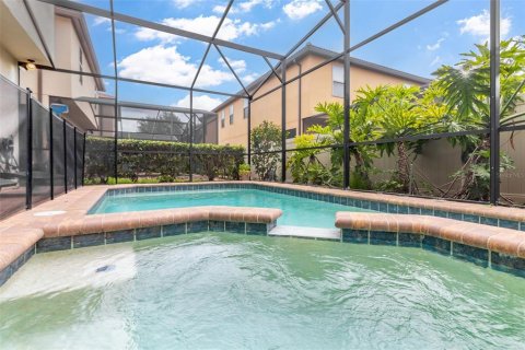 House in Kissimmee, Florida 7 bedrooms, 307.88 sq.m. № 2391357 - photo 23