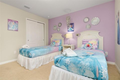 House in Kissimmee, Florida 7 bedrooms, 307.88 sq.m. № 2391357 - photo 9