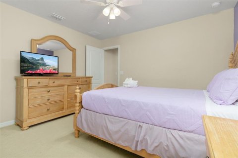 House in Kissimmee, Florida 7 bedrooms, 307.88 sq.m. № 2391357 - photo 6