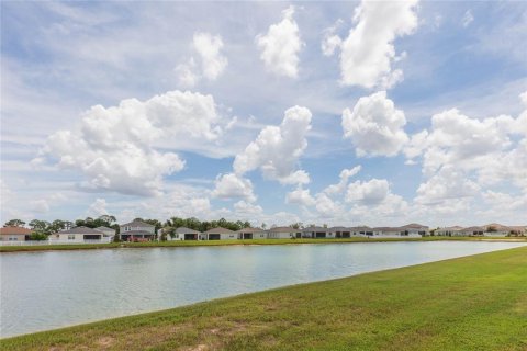 Villa ou maison à vendre à Auburndale, Floride: 4 chambres, 234.67 m2 № 2322465 - photo 7
